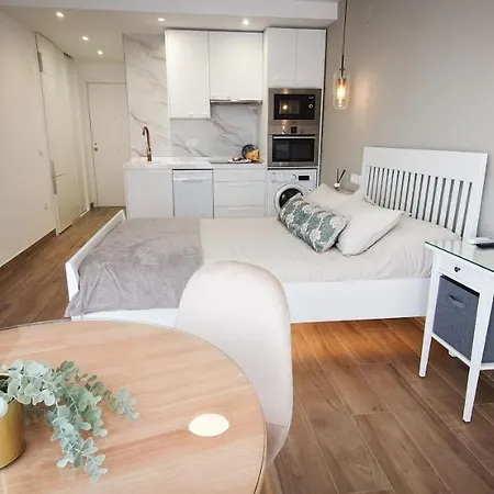 Apartamento Elegante Estudio Frente A La Playa Benalmádena
